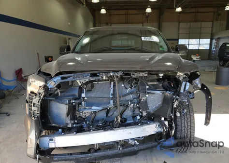 2024 Toyota Tundra Crewmax Limited z USA, uszkodzony, nr VIN 5TFWA5DB1RX217786